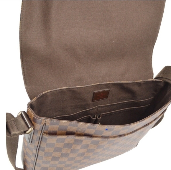 LOUIS VUITTON Paris Damier Ebene District PM Brown Leather Messenger Bag RARE - Picture 9 of 13
